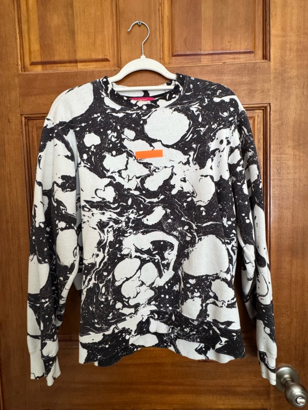 Teddy Fresh Black and White Marble-Print Crewneck Sweatshirt